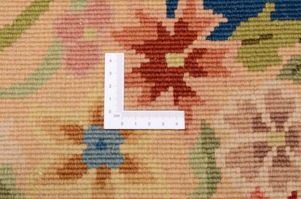Peking Oriental Rug 130 × 201 cm, Wool, hand-knotted, antique — view 3 Peking Oriental Rug 130 × 201 cm, Wool, hand-knotted, antique — view 3