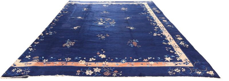 Peking Oriental Rug 370 × 440 cm, Silk, hand-knotted — view 4 Peking Oriental Rug 370 × 440 cm, Silk, hand-knotted — view 4