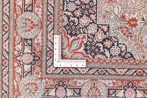 Peking Oriental Rug 62 × 91 cm, Silk, hand-knotted, filigree — view 9