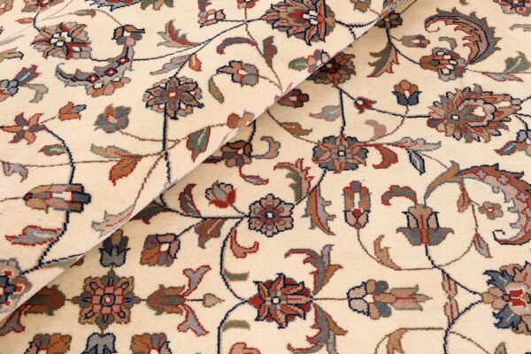 Tabriz Oriental Rug 300 × 400 cm, Wool, hand-knotted — view 8 Tabriz Oriental Rug 300 × 400 cm, Wool, hand-knotted — view 8