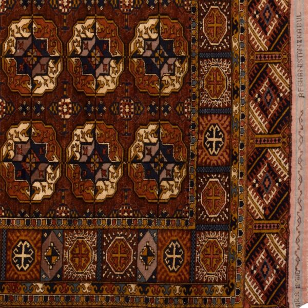 Turkmen Oriental Rug 114 × 169 cm, Wool, hand-knotted — view 4 Turkmen Oriental Rug 114 × 169 cm, Wool, hand-knotted — view 4