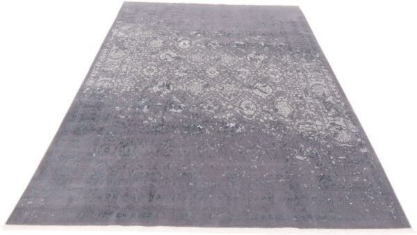 Asman Persian Rug 206 × 300 cm, Wool and Silk, hand-knotted — view 2 Asman Persian Rug 206 × 300 cm, Wool and Silk, hand-knotted — view 2