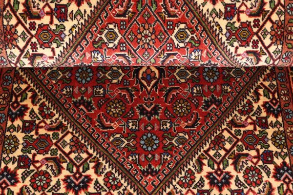 Bijar Persian Rug 82 × 149 cm, Wool and Silk, hand-knotted — view 7