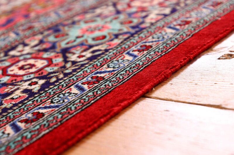 Qom Persian Rug 100 × 140 cm, Silk, hand-knotted — view 5