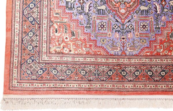 Qom Persian Rug 100 × 154 cm, Silk, hand-knotted — view 5