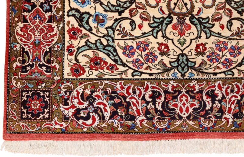 Qom Persian Rug 102 × 156 cm, Silk, hand-knotted — view 5