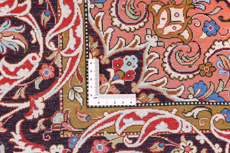 Qom Persian Rug 102 × 156 cm, Silk, hand-knotted — view 10
