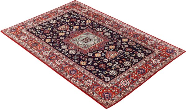 Qom Persian Rug 104 × 155 cm, Silk, hand-knotted, exclusive — view 4