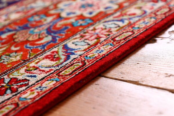Qom Persian Rug 104 × 155 cm, Silk, hand-knotted, exclusive — view 6