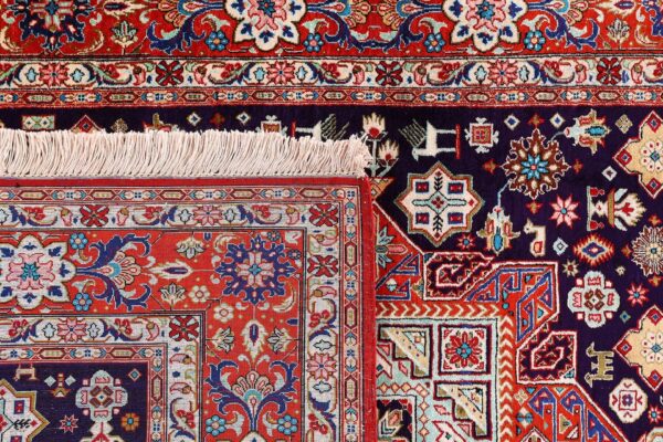 Qom Persian Rug 104 × 155 cm, Silk, hand-knotted, exclusive — view 7