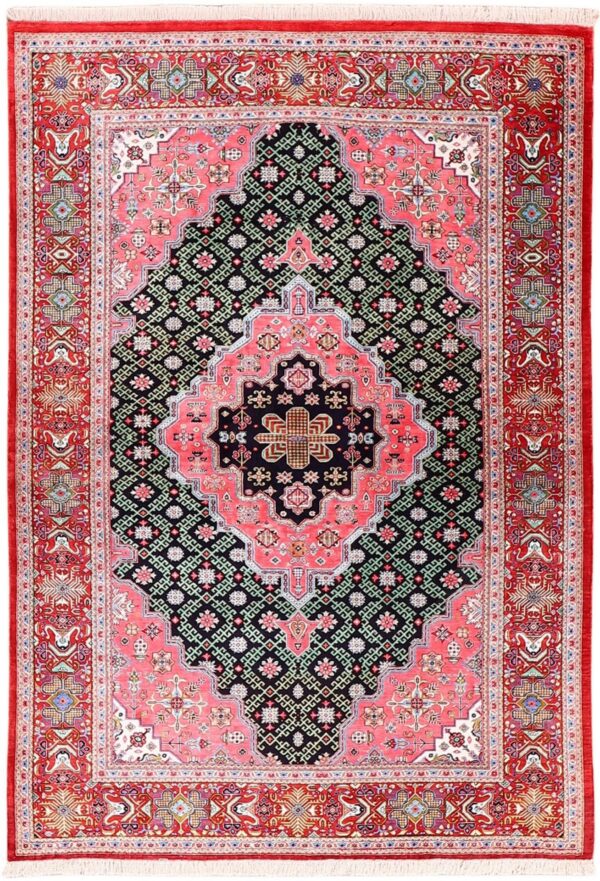Qom Persian Rug 105 × 152 cm, Silk, hand-knotted