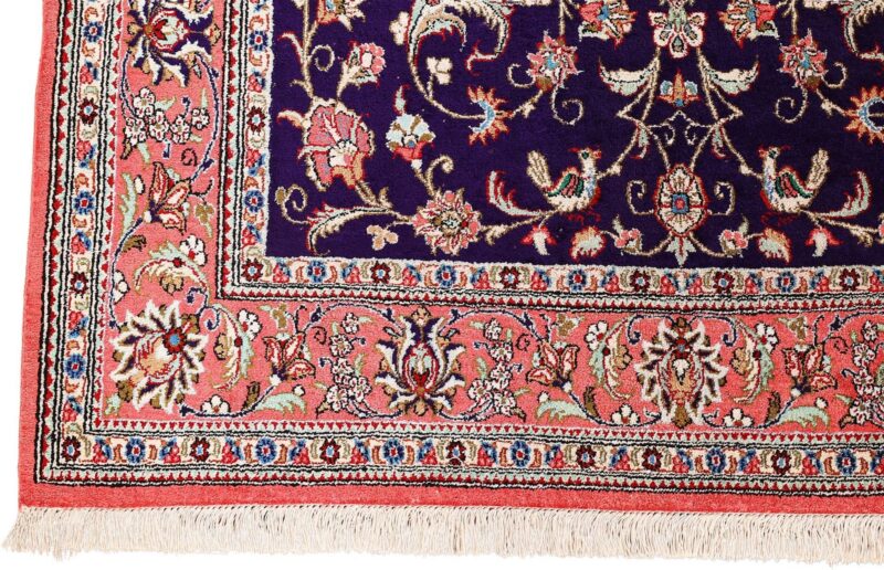 Qom Persian Rug 105 × 160 cm, Silk, hand-knotted, exclusive — view 5 Qom Persian Rug 105 × 160 cm, Silk, hand-knotted, exclusive — view 5