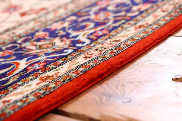 Qom Persian Rug 108 × 158 cm, Silk, hand-knotted — view 6 Qom Persian Rug 108 × 158 cm, Silk, hand-knotted — view 6