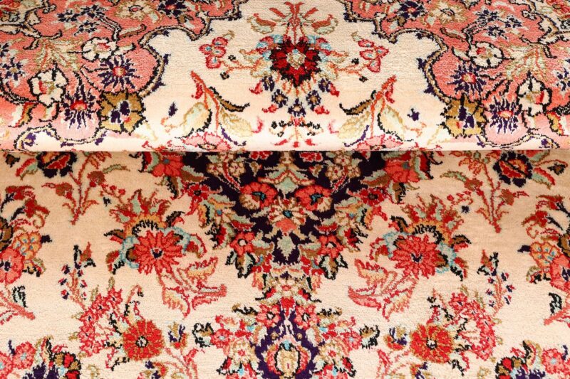 Qom Persian Rug 109 × 149 cm, Silk, hand-knotted, exclusive — view 8