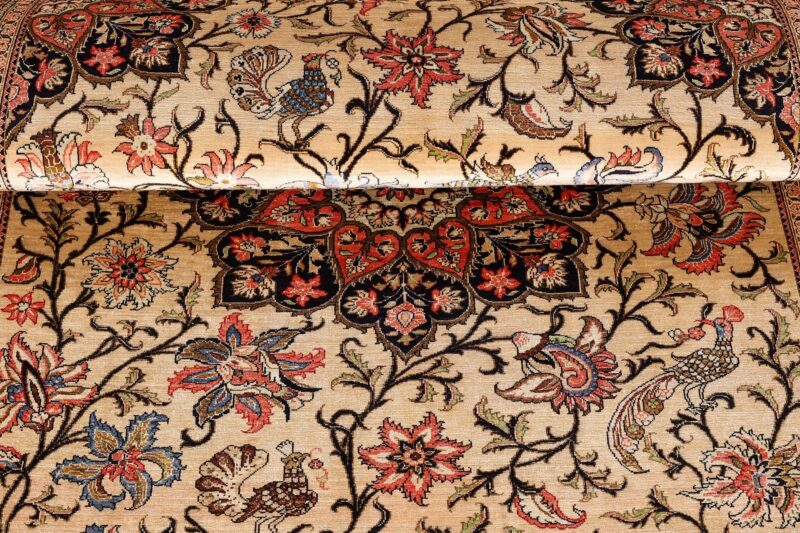 Qom Persian Rug 135 × 195 cm, Silk, hand-knotted, antique — view 9