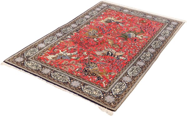Qom Persian Rug 137 × 212 cm, Wool and Silk, hand-knotted — view 3