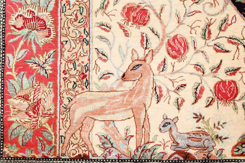 Qom Persian Rug 139 × 207 cm, Silk, hand-knotted, exclusive — view 6