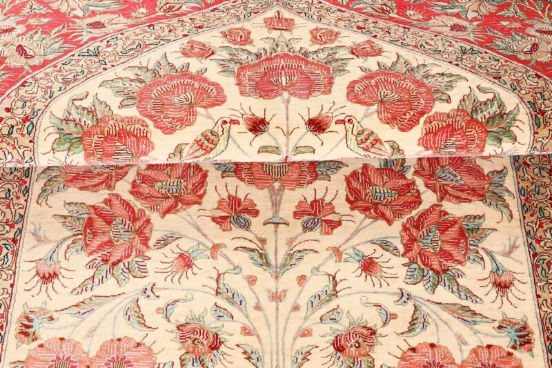 Qom Persian Rug 139 × 207 cm, Silk, hand-knotted, exclusive — view 9