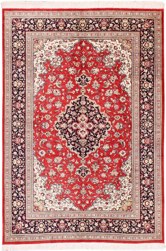 Qom Persian Rug 140 × 218 cm, Silk, hand-knotted