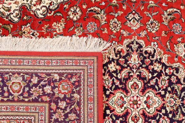 Qom Persian Rug 140 × 218 cm, Silk, hand-knotted — view 7