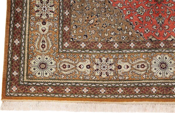 Qom Persian Rug 140 × 225 cm, Silk, hand-knotted — view 5