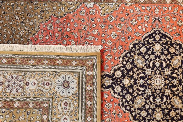 Qom Persian Rug 140 × 225 cm, Silk, hand-knotted — view 7