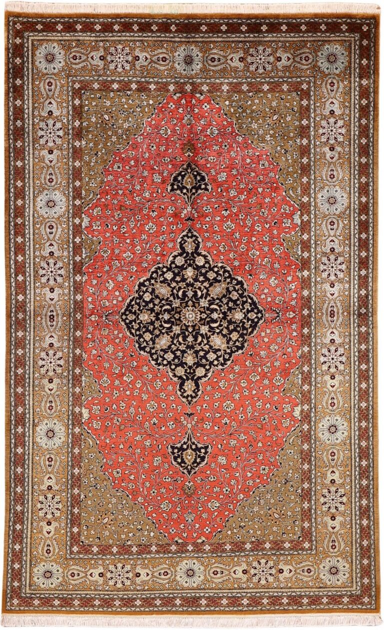Qom Persian Rug 140 × 225 cm, Silk, hand-knotted