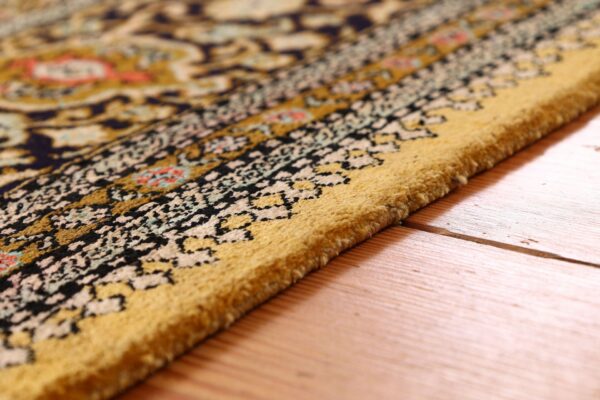 Qom Persian Rug 206 × 316 cm, Silk, hand-knotted, exclusive — view 6