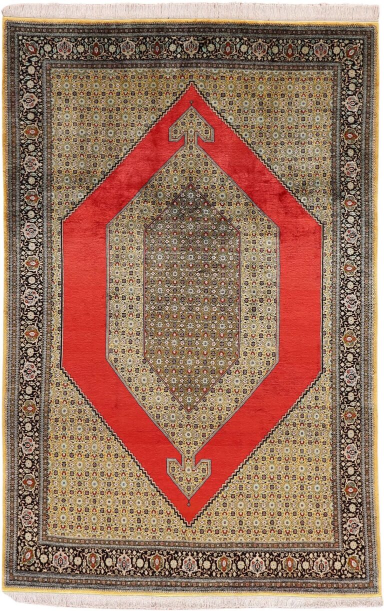 Qom Persian Rug 206 × 316 cm, Silk, hand-knotted, exclusive