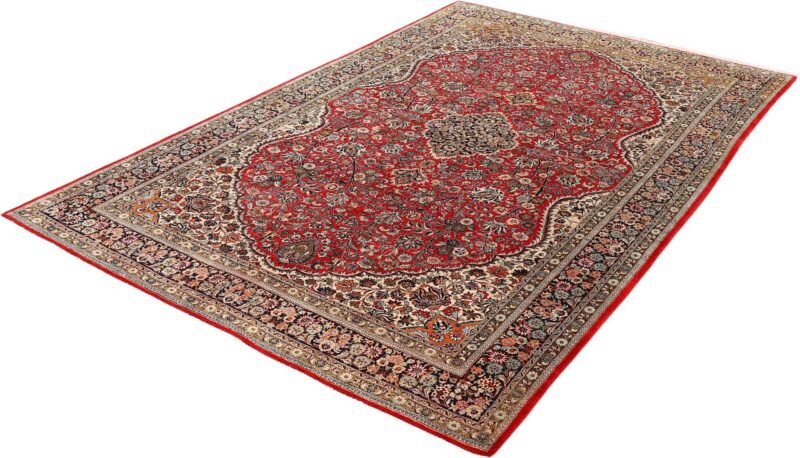 Qom Persian Rug 210 × 337 cm, Silk, hand-knotted — view 3