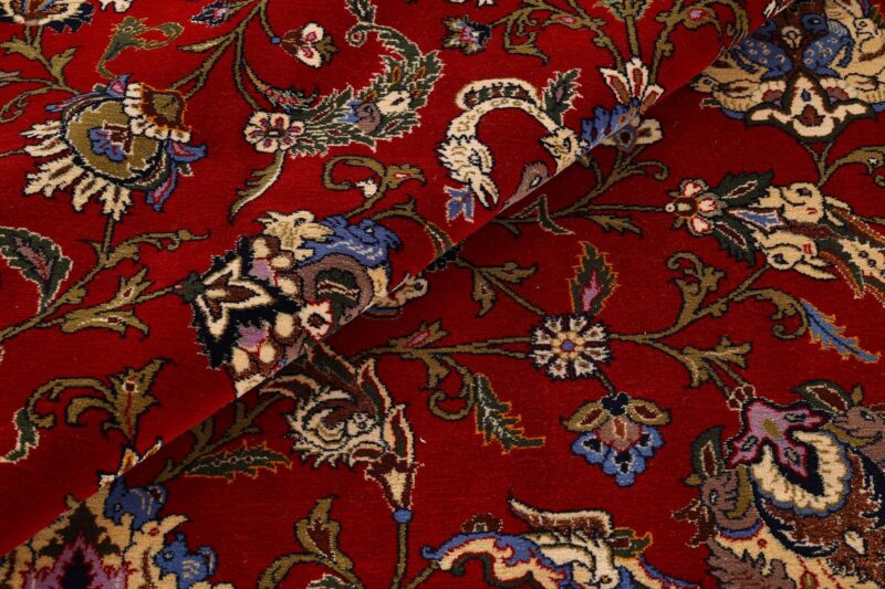 Qom Persian Rug 218 × 318 cm, Wool and Silk, hand-knotted — view 8