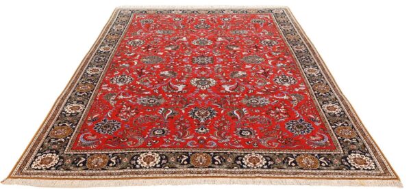 Qom Persian Rug 251 × 340 cm, Wool and Silk, hand-knotted — view 2 Qom Persian Rug 251 × 340 cm, Wool and Silk, hand-knotted — view 2