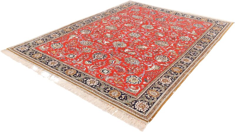 Qom Persian Rug 251 × 340 cm, Wool and Silk, hand-knotted — view 5 Qom Persian Rug 251 × 340 cm, Wool and Silk, hand-knotted — view 5
