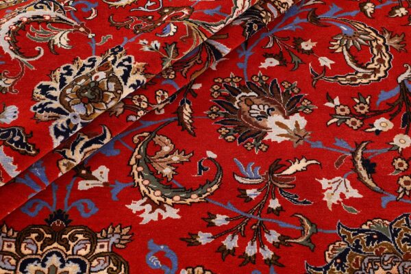 Qom Persian Rug 251 × 340 cm, Wool and Silk, hand-knotted — view 8 Qom Persian Rug 251 × 340 cm, Wool and Silk, hand-knotted — view 8