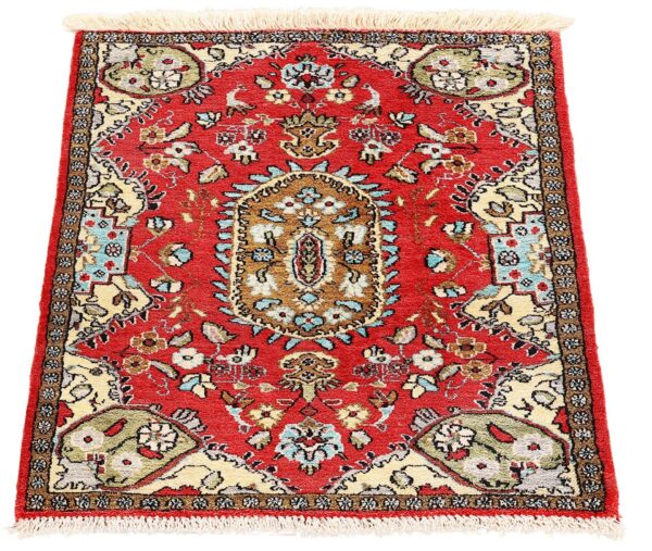 Qom Persian Rug 56 × 75 cm, Silk, hand-knotted, exclusive — view 2 Qom Persian Rug 56 × 75 cm, Silk, hand-knotted, exclusive — view 2