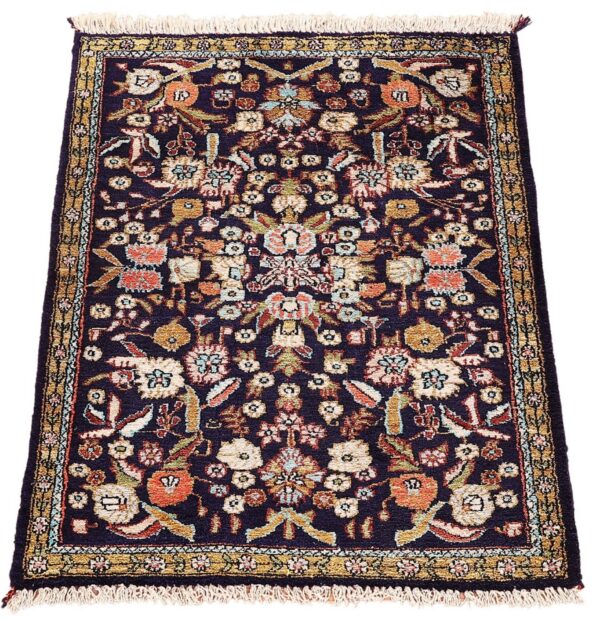 Qom Persian Rug 56 × 82 cm, Silk, hand-knotted, exclusive — view 2 Qom Persian Rug 56 × 82 cm, Silk, hand-knotted, exclusive — view 2