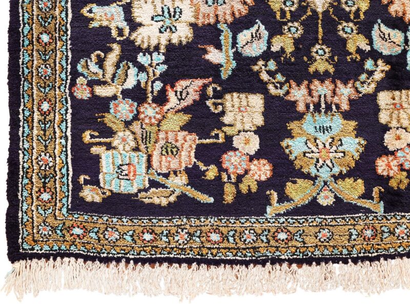 Qom Persian Rug 57 × 74 cm, Silk, hand-knotted — view 5
