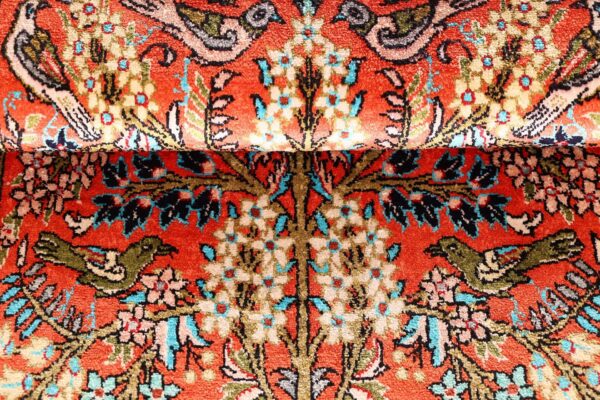 Qom Persian Rug 72 × 122 cm, Silk, hand-knotted, exclusive — view 8 Qom Persian Rug 72 × 122 cm, Silk, hand-knotted, exclusive — view 8