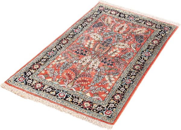 Qom Persian Rug 72 × 122 cm, Silk, hand-knotted, exclusive — view 3 Qom Persian Rug 72 × 122 cm, Silk, hand-knotted, exclusive — view 3