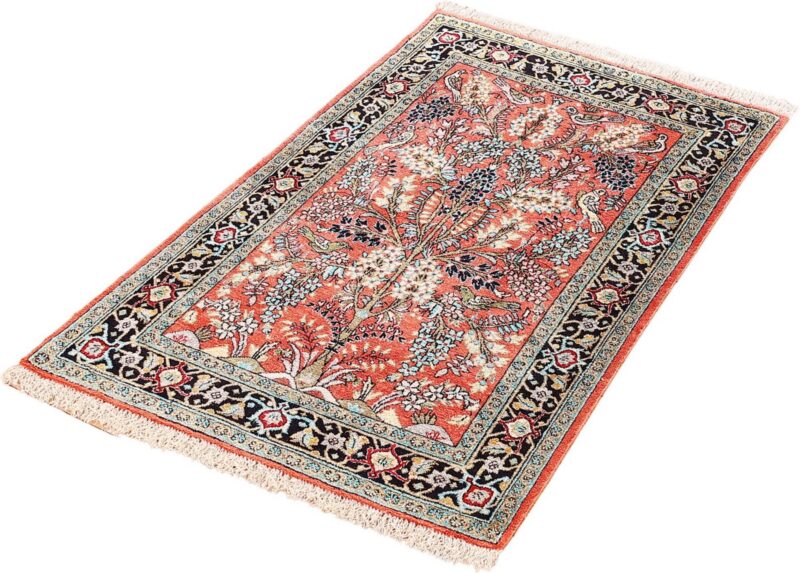 Qom Persian Rug 72 × 122 cm, Silk, hand-knotted, exclusive — view 3 Qom Persian Rug 72 × 122 cm, Silk, hand-knotted, exclusive — view 3