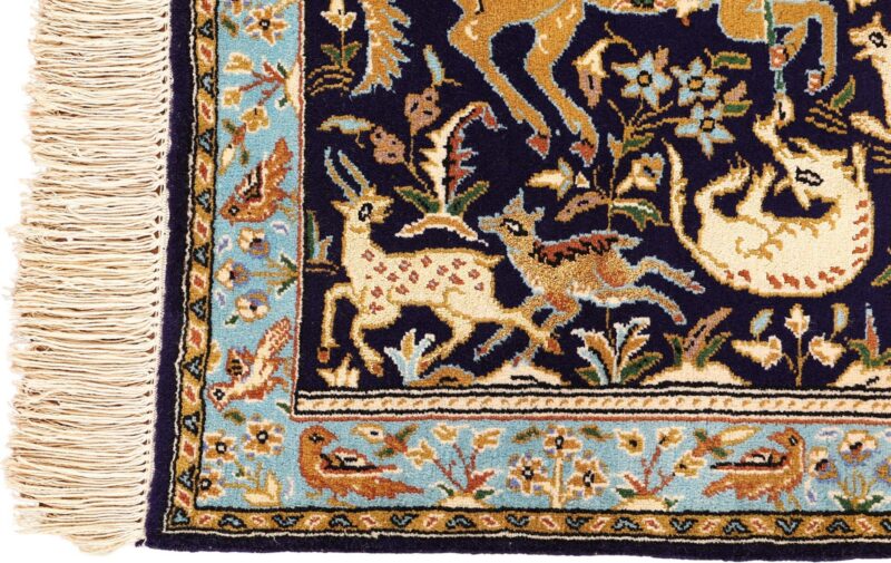 Qom Persian Rug 74 × 104 cm, Wool and Silk, hand-knotted — view 5 Qom Persian Rug 74 × 104 cm, Wool and Silk, hand-knotted — view 5