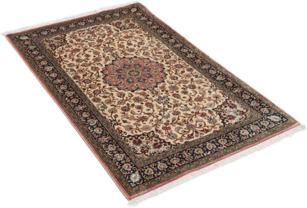 Qom Persian Rug 75 × 122 cm, Silk, hand-knotted — view 4