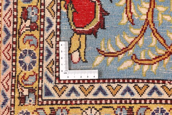 Qom Persian Rug 84 × 123 cm, Wool and Silk, hand-knotted — view 9 Qom Persian Rug 84 × 123 cm, Wool and Silk, hand-knotted — view 9