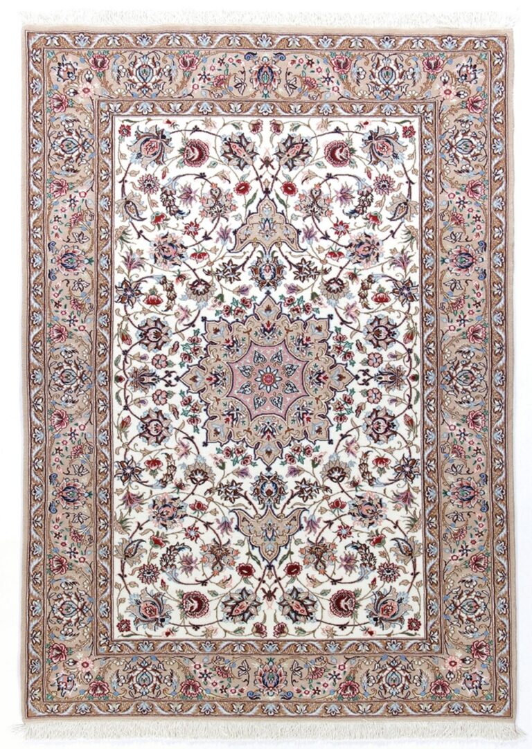 Isfahan Persian Rug 100 × 157 cm, Wool and Silk, hand-knotted