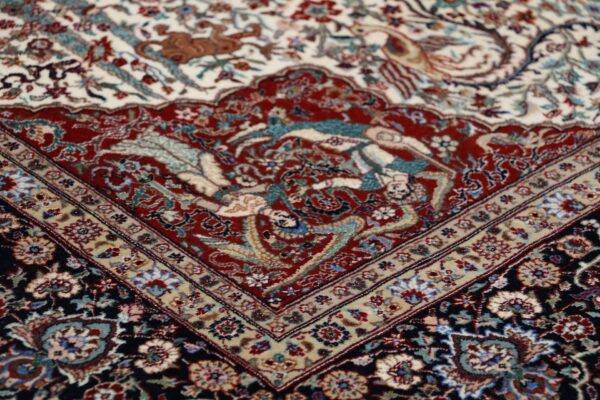 Isfahan Persian Rug 140 × 230 cm, Wool and Silk, hand-knotted — view 5