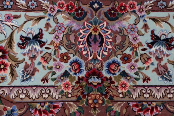 Isfahan Persian Rug 145 × 235 cm, Wool and Silk, hand-knotted — view 8