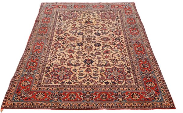 Isfahan Persian Rug 146 × 222 cm, Wool, hand-knotted — view 2 Isfahan Persian Rug 146 × 222 cm, Wool, hand-knotted — view 2