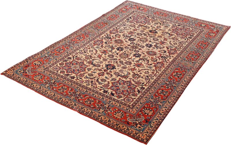 Isfahan Persian Rug 146 × 222 cm, Wool, hand-knotted — view 3 Isfahan Persian Rug 146 × 222 cm, Wool, hand-knotted — view 3