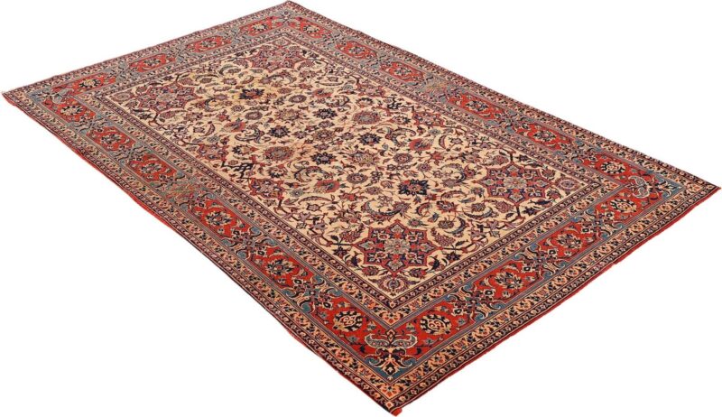 Isfahan Persian Rug 146 × 222 cm, Wool, hand-knotted — view 4 Isfahan Persian Rug 146 × 222 cm, Wool, hand-knotted — view 4