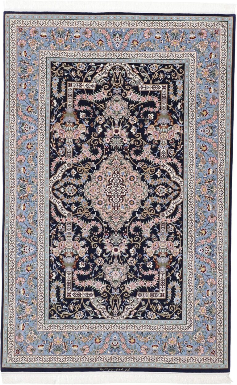 Isfahan Persian Rug 147 × 230 cm, Wool and Silk, hand-knotted